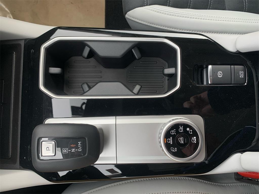 new 2025 Mitsubishi Outlander car, priced at $38,508