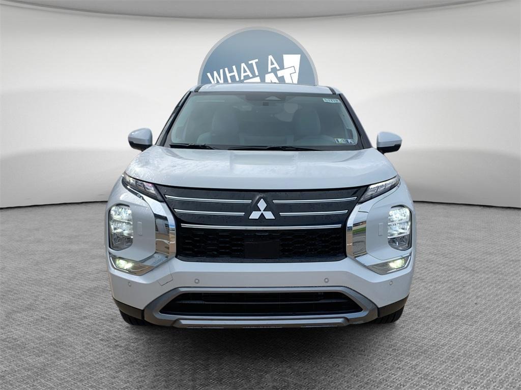 new 2025 Mitsubishi Outlander car, priced at $38,508