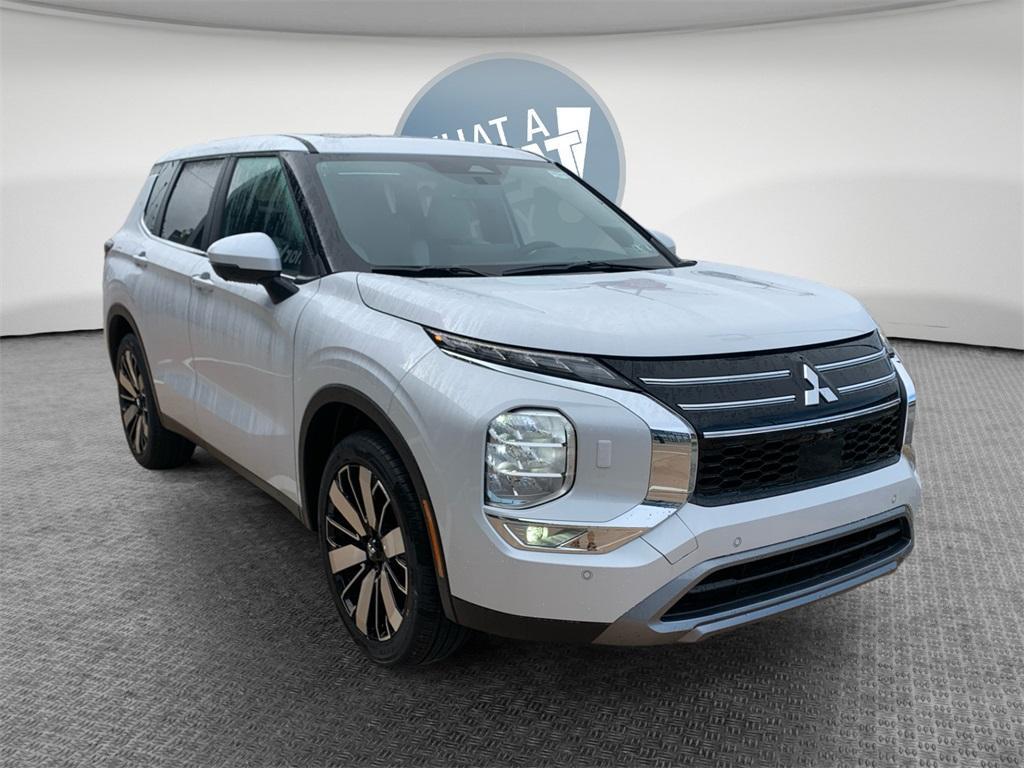 new 2025 Mitsubishi Outlander car, priced at $38,508