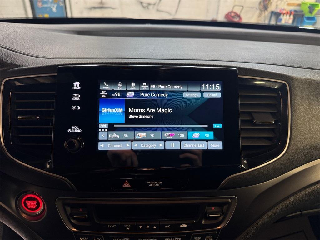 used 2022 Honda Pilot car, priced at $29,997