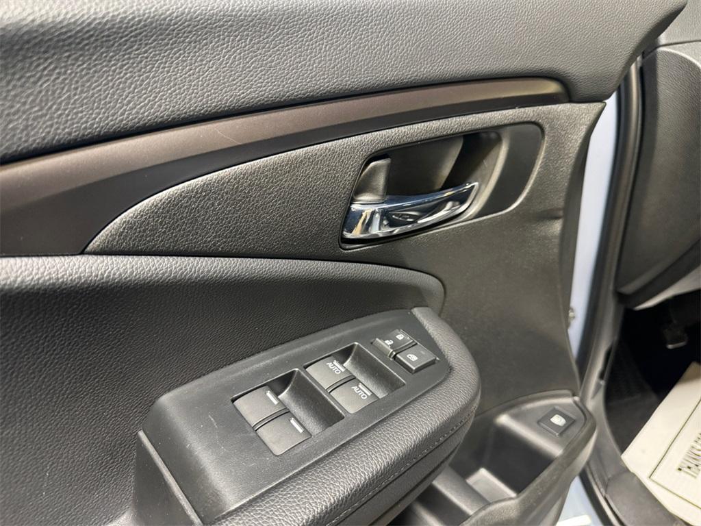 used 2022 Honda Pilot car, priced at $29,997