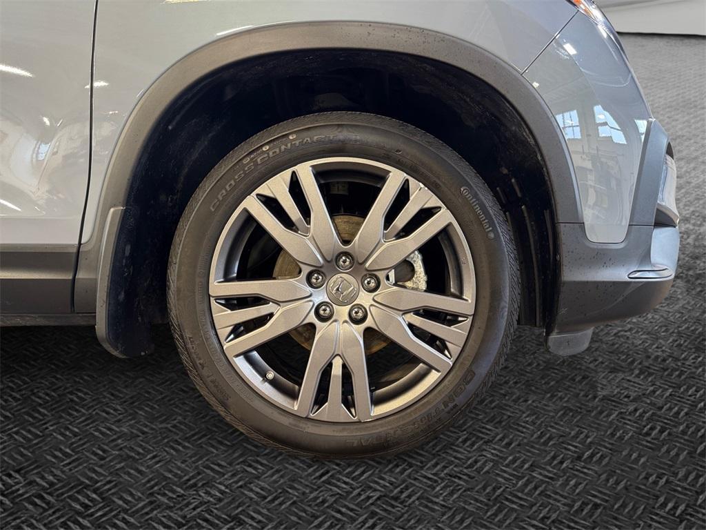 used 2022 Honda Pilot car, priced at $29,997