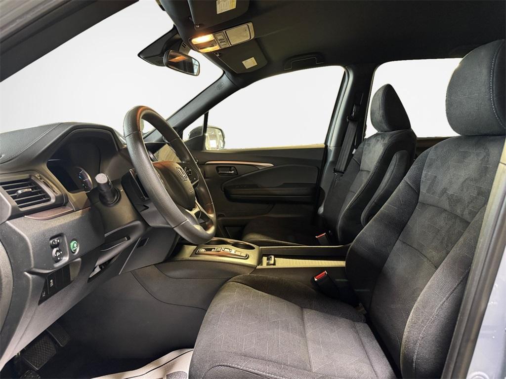 used 2022 Honda Pilot car, priced at $29,997