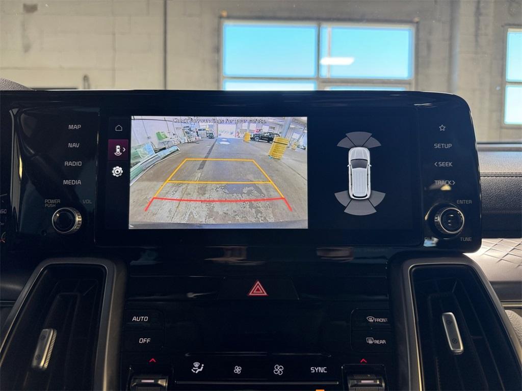 used 2022 Kia Sorento Hybrid car, priced at $22,247