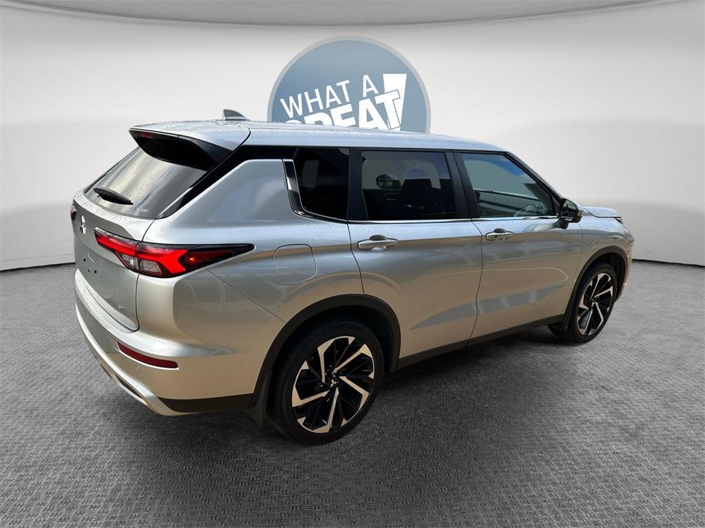 used 2024 Mitsubishi Outlander car, priced at $26,786