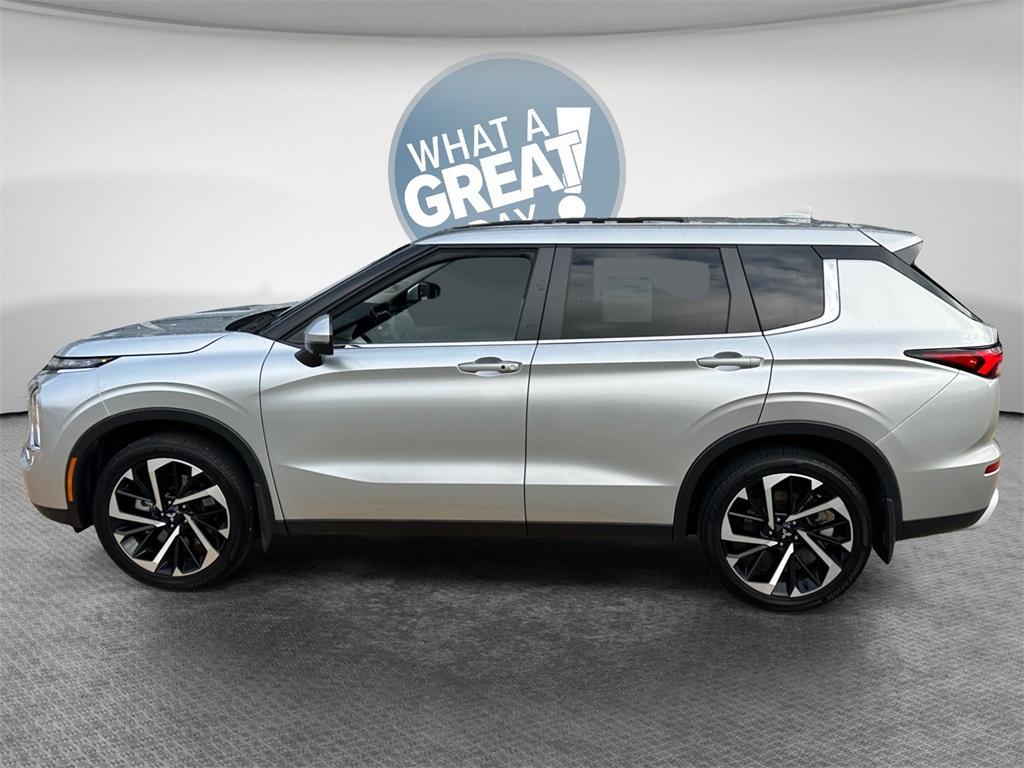 used 2024 Mitsubishi Outlander car, priced at $26,786