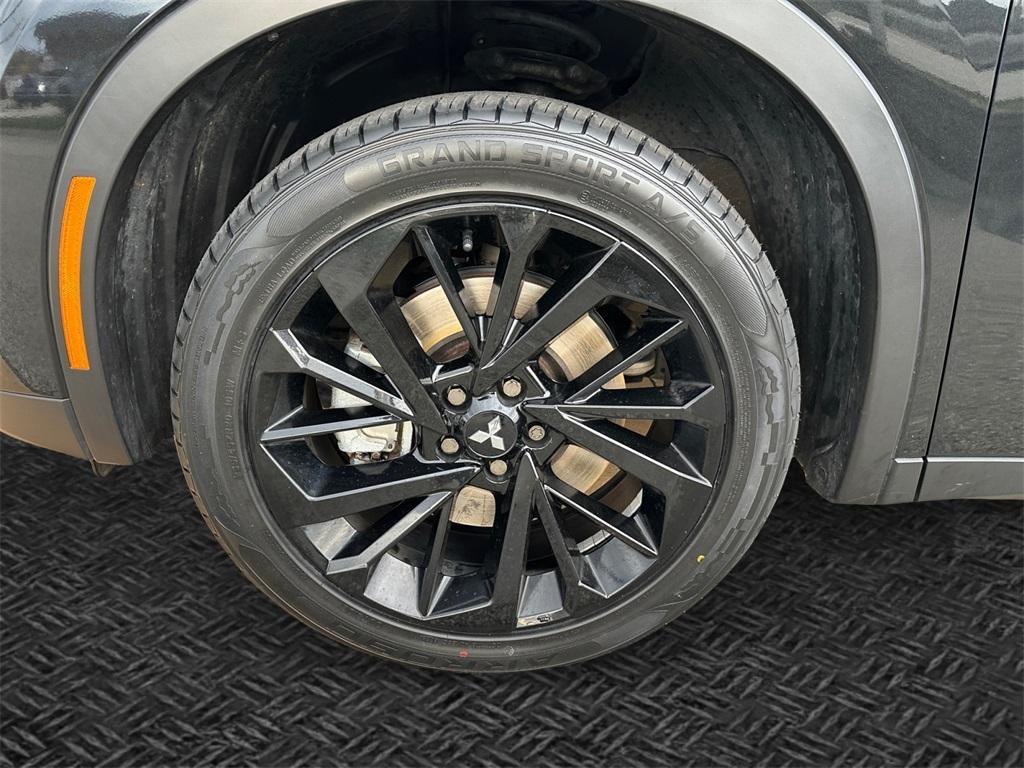 used 2024 Mitsubishi Outlander car, priced at $27,994