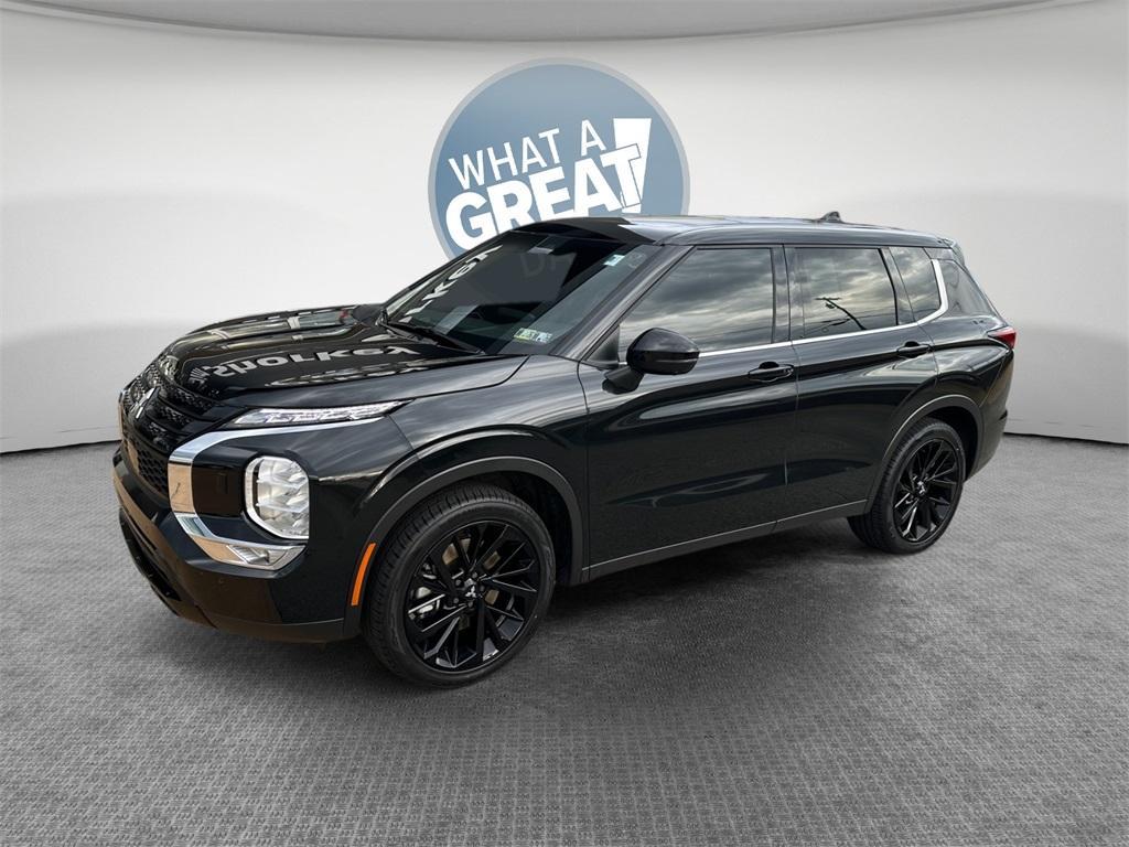 used 2024 Mitsubishi Outlander car, priced at $27,994