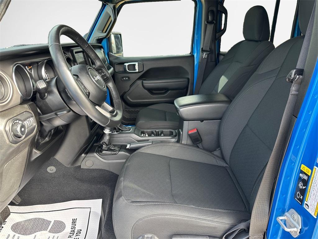 used 2022 Jeep Wrangler Unlimited car, priced at $38,974