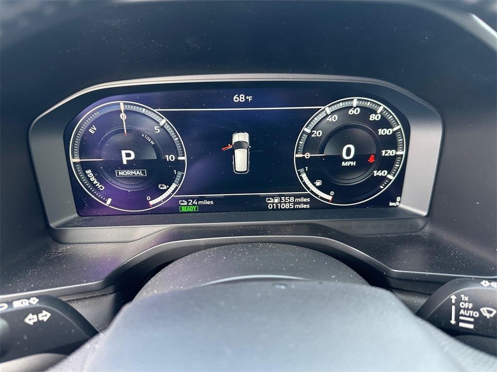 used 2024 Mitsubishi Outlander PHEV car, priced at $33,354