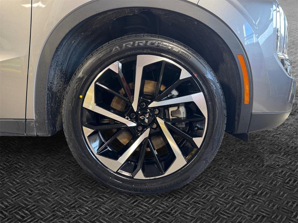 used 2022 Mitsubishi Outlander car, priced at $22,698