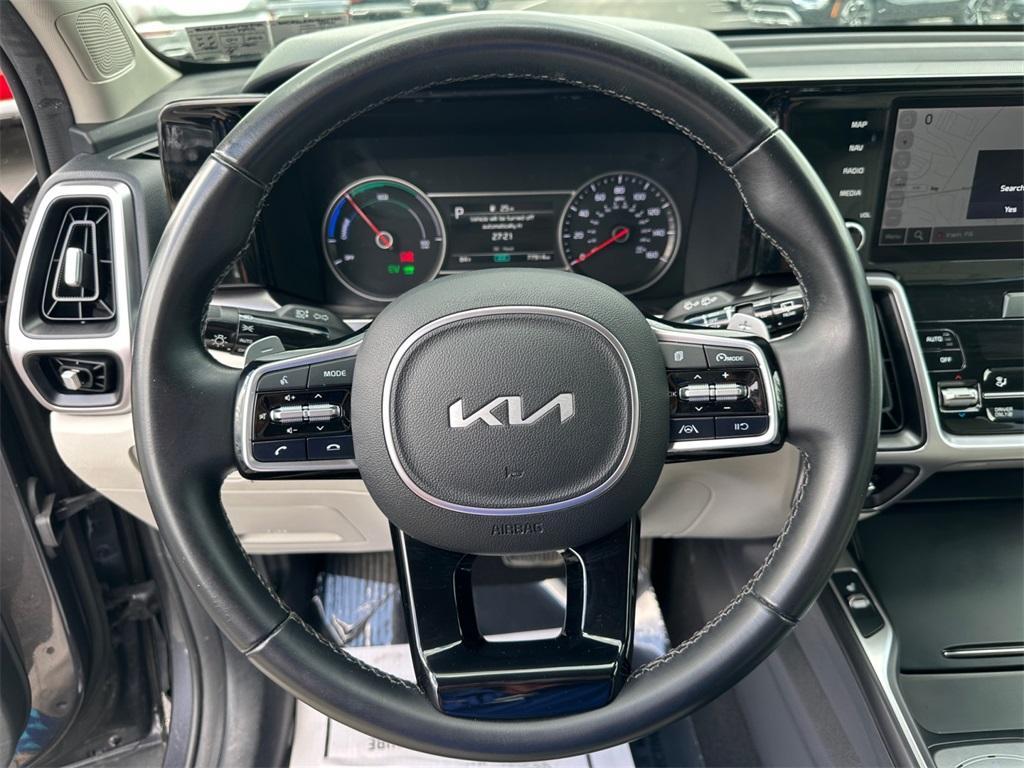 used 2022 Kia Sorento Hybrid car, priced at $23,984