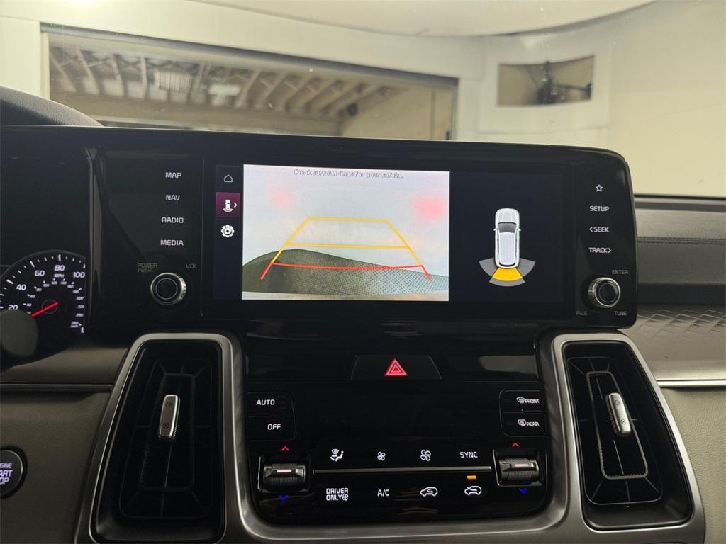 used 2022 Kia Sorento Hybrid car, priced at $23,984