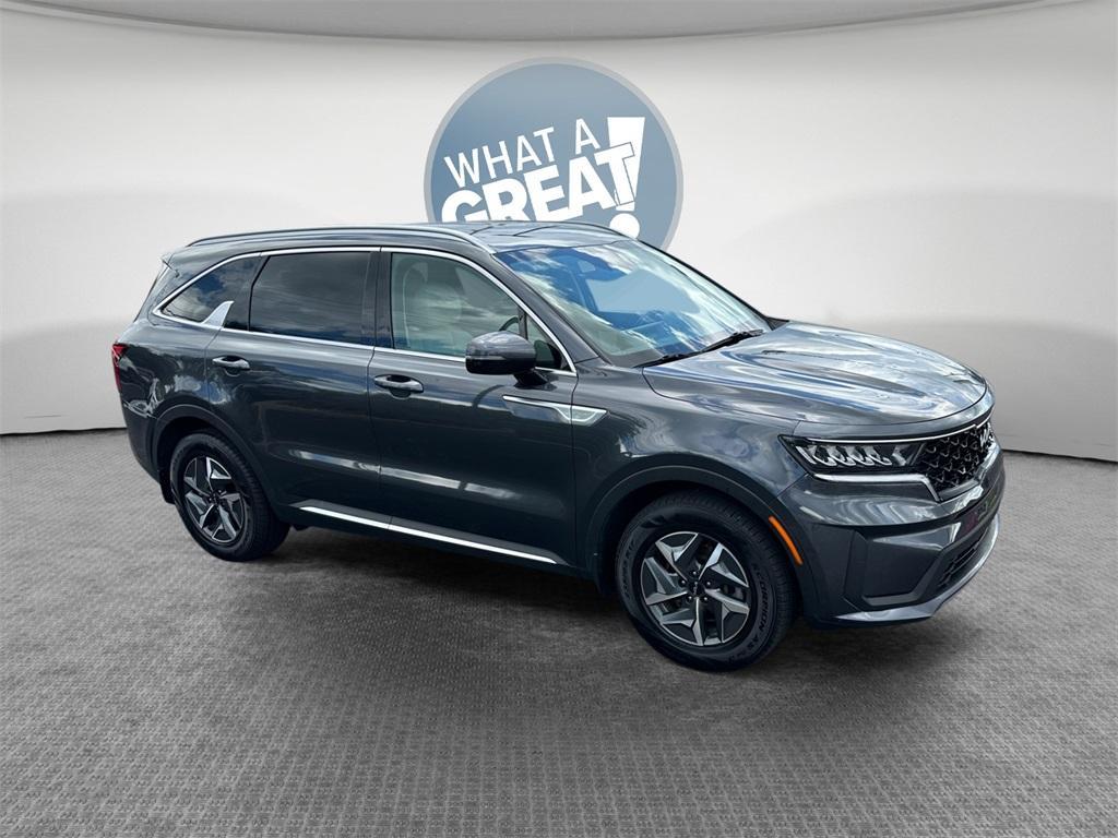used 2022 Kia Sorento Hybrid car, priced at $23,984