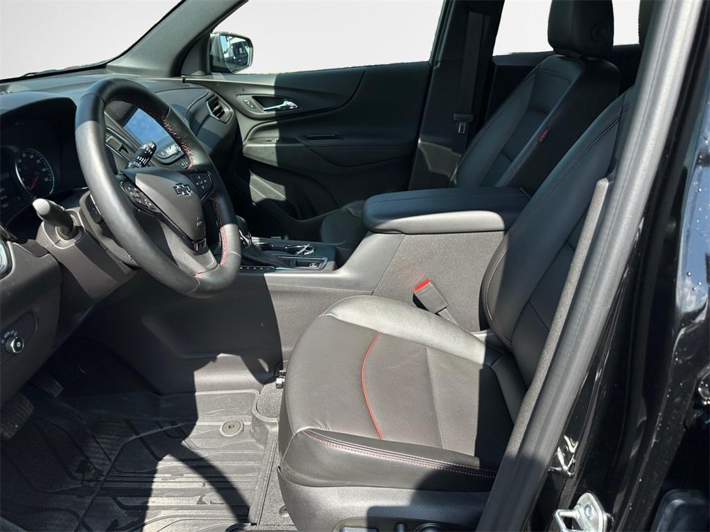 used 2024 Chevrolet Equinox car, priced at $27,994