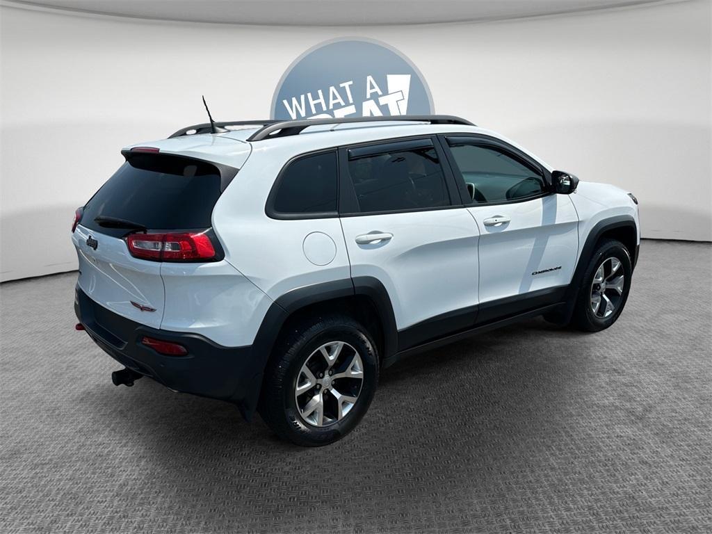 used 2018 Jeep Cherokee car, priced at $15,644