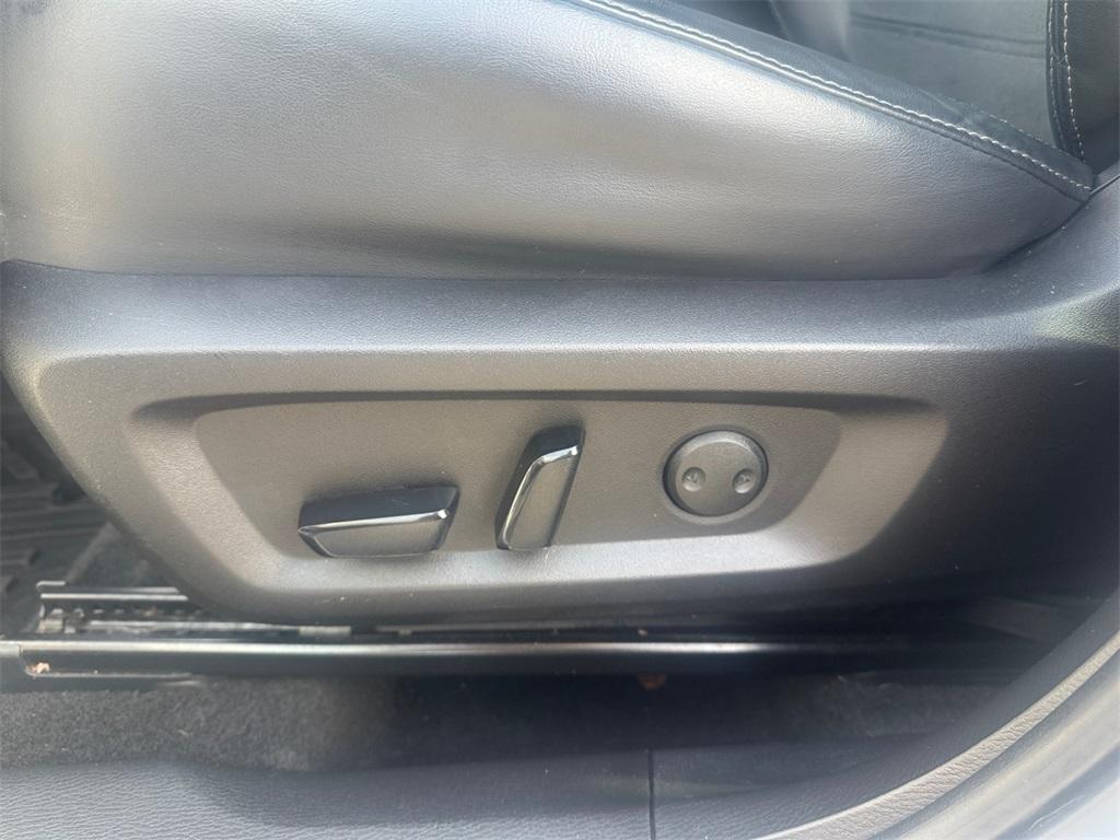 used 2022 Mitsubishi Outlander car, priced at $22,994