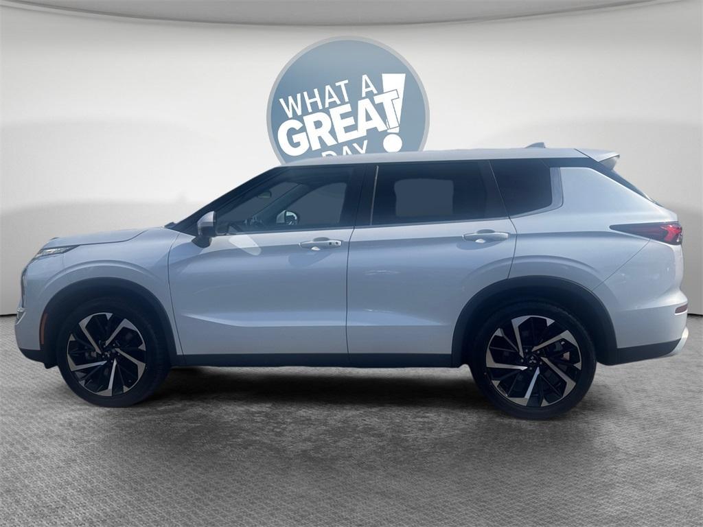 used 2022 Mitsubishi Outlander car, priced at $22,994