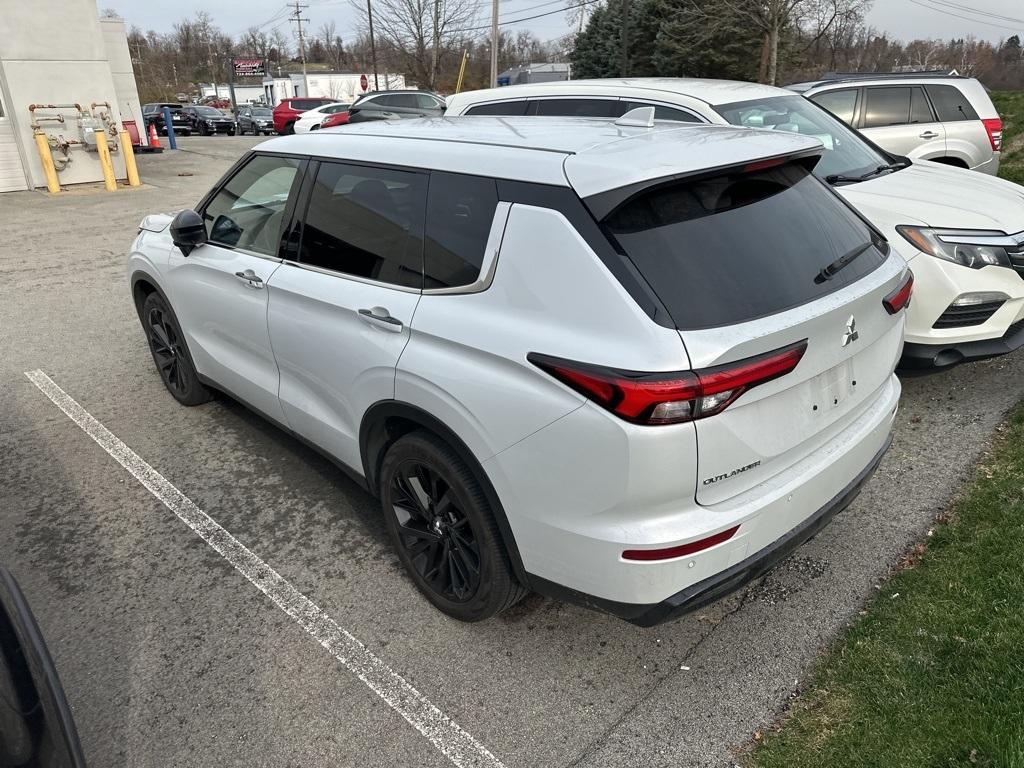 used 2024 Mitsubishi Outlander car, priced at $26,919
