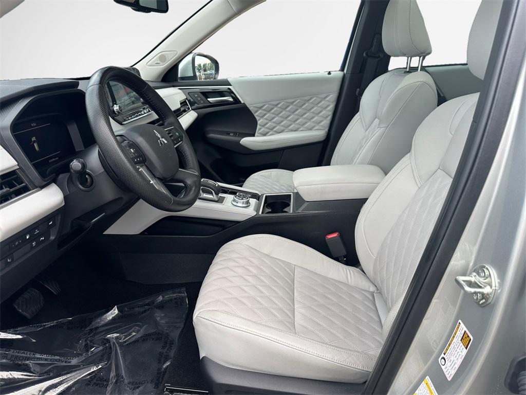 used 2023 Mitsubishi Outlander PHEV car, priced at $32,318