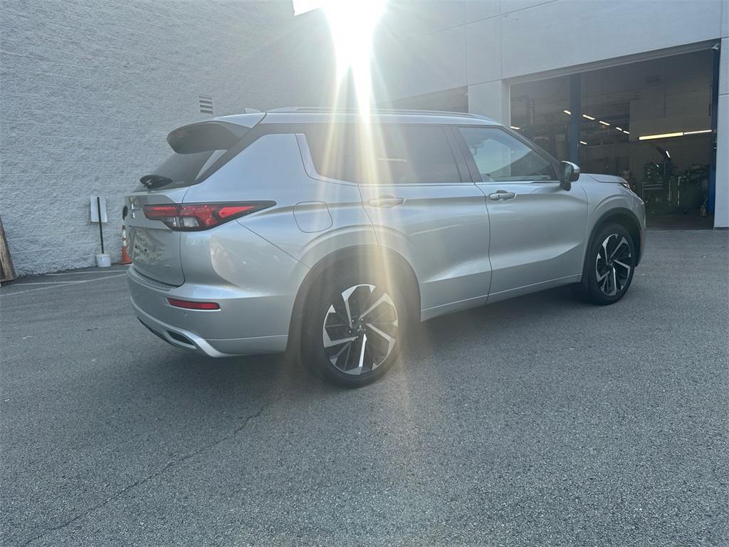 used 2022 Mitsubishi Outlander car, priced at $24,995