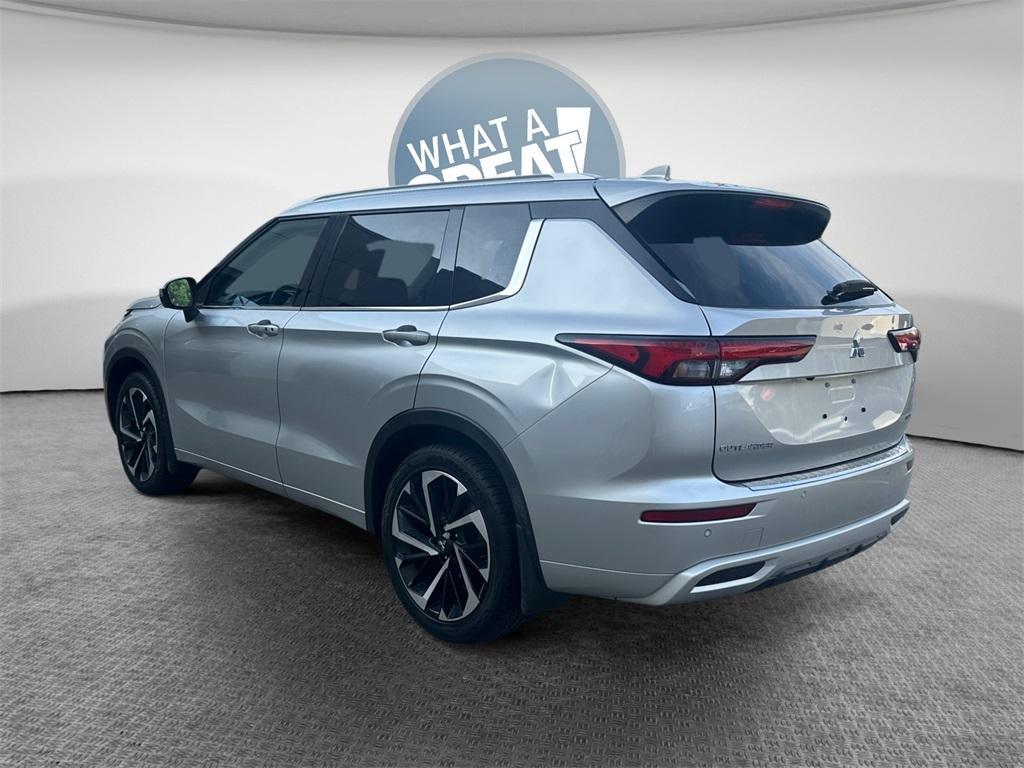 used 2022 Mitsubishi Outlander car, priced at $24,995