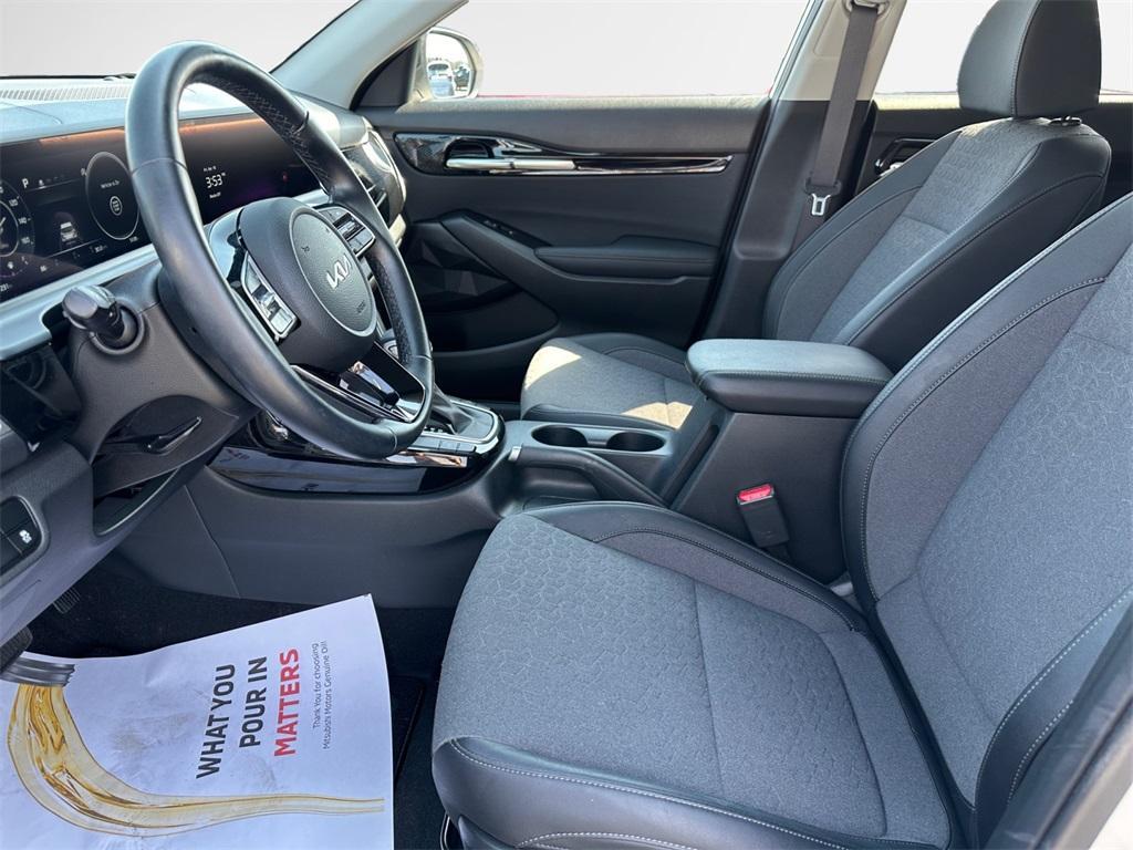 used 2024 Kia Seltos car, priced at $23,878