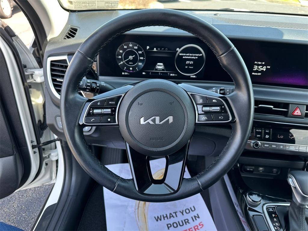 used 2024 Kia Seltos car, priced at $23,878