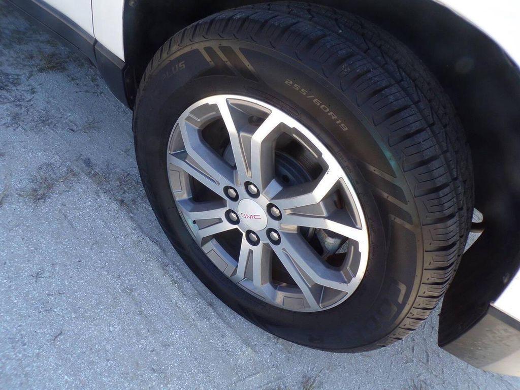 used 2013 GMC Acadia car, priced at $13,999