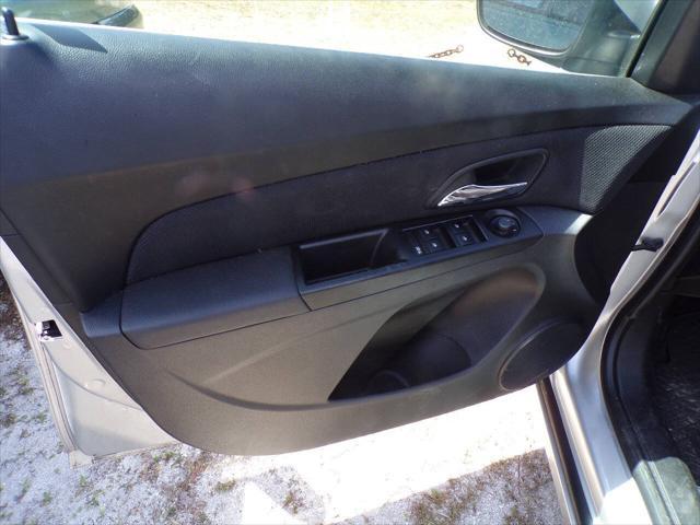 used 2014 Chevrolet Cruze car, priced at $7,999