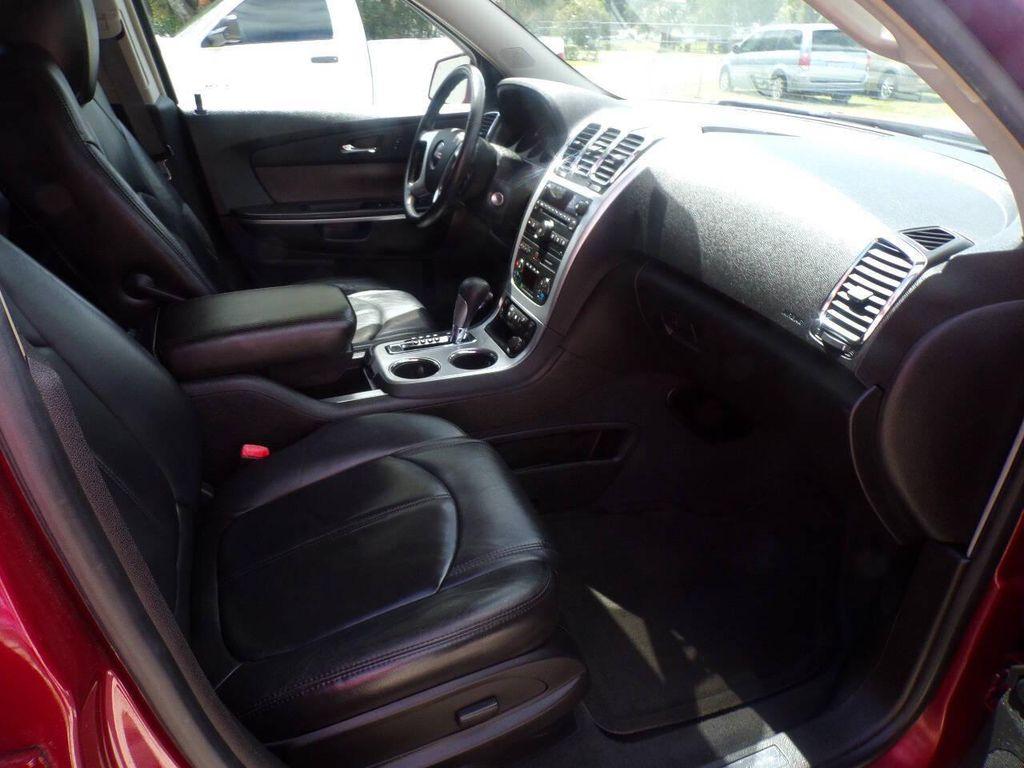used 2009 GMC Acadia car, priced at $9,999