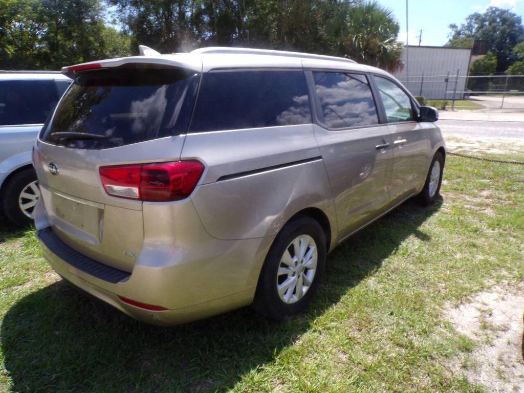 used 2015 Kia Sedona car