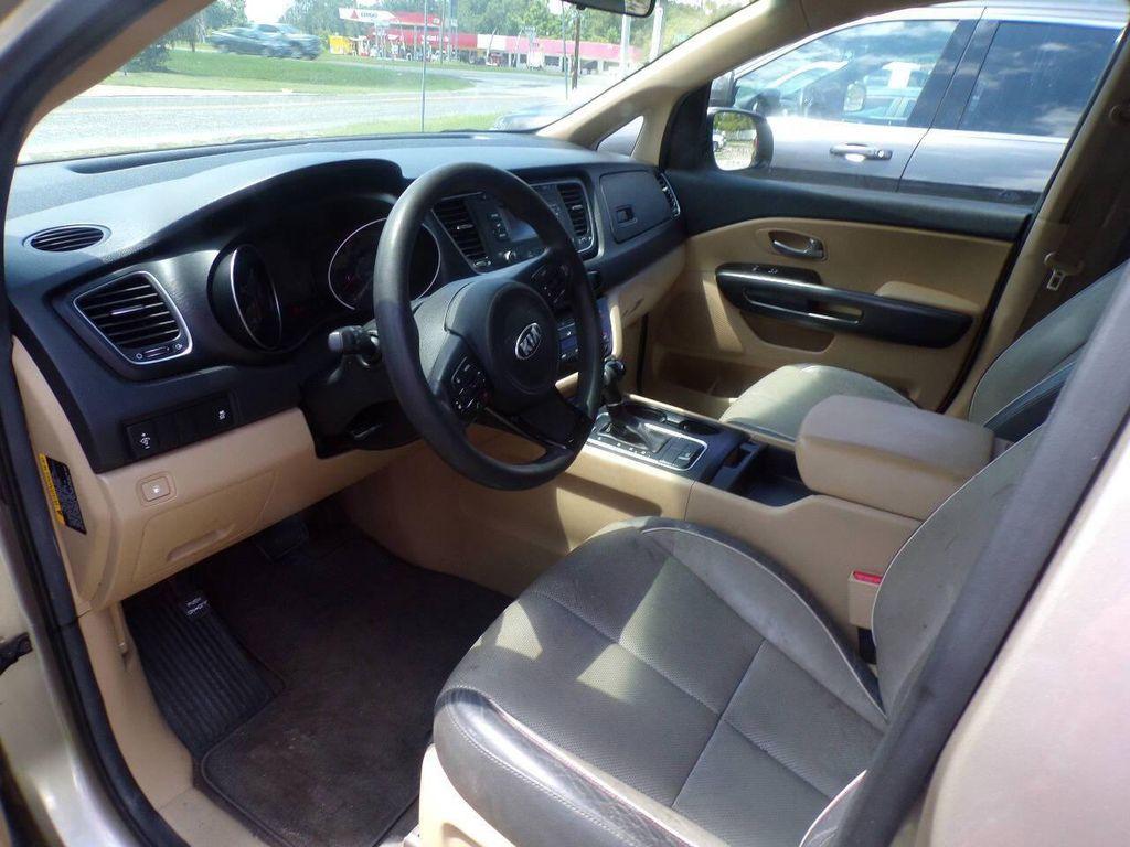 used 2015 Kia Sedona car