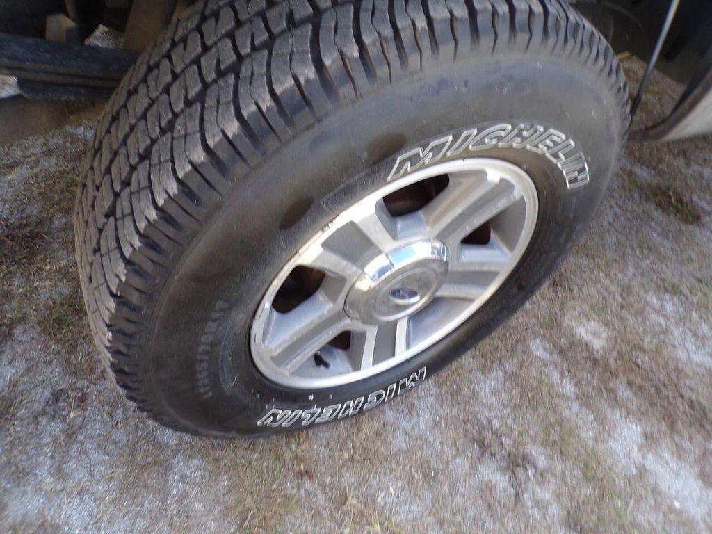 used 2006 Ford F-150 car, priced at $13,999