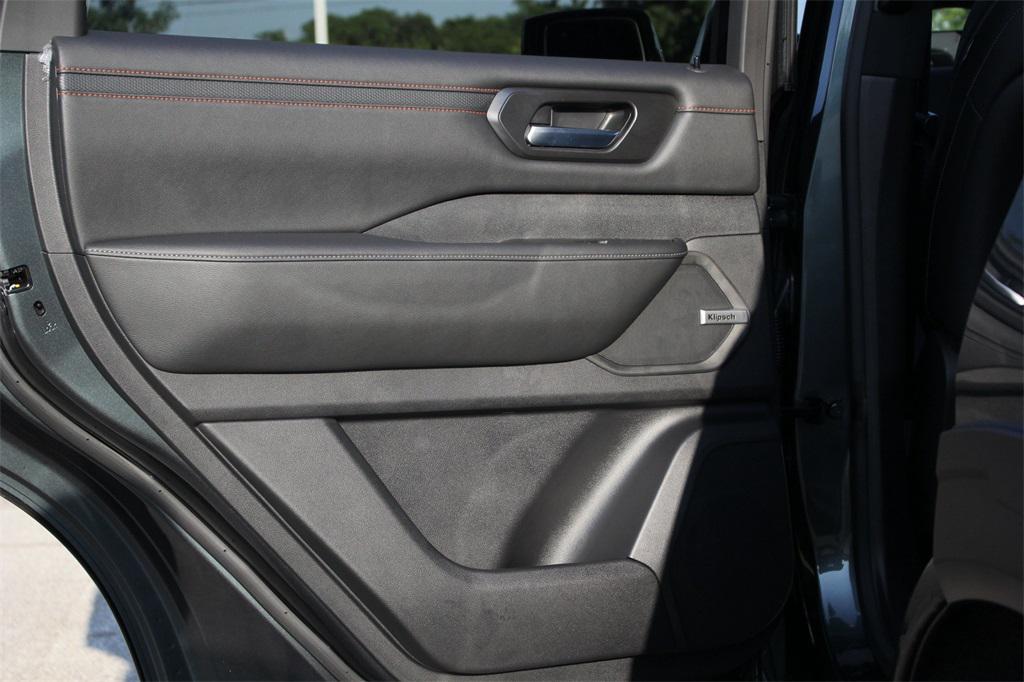 new 2025 Nissan Armada car, priced at $71,330