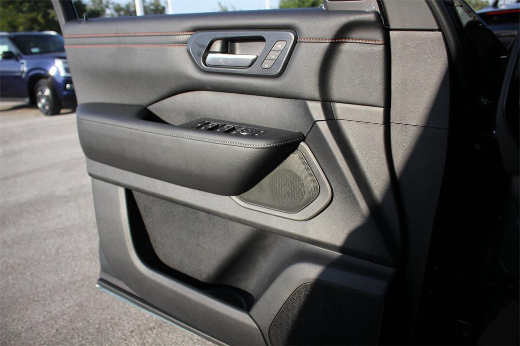 new 2025 Nissan Armada car, priced at $71,330