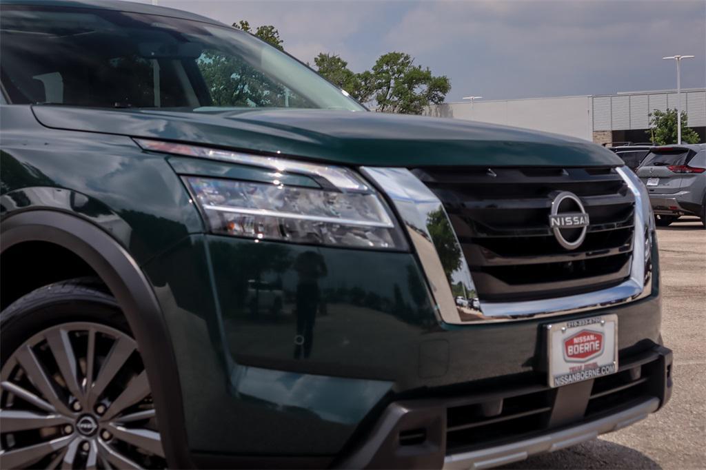 used 2024 Nissan Pathfinder car, priced at $35,999