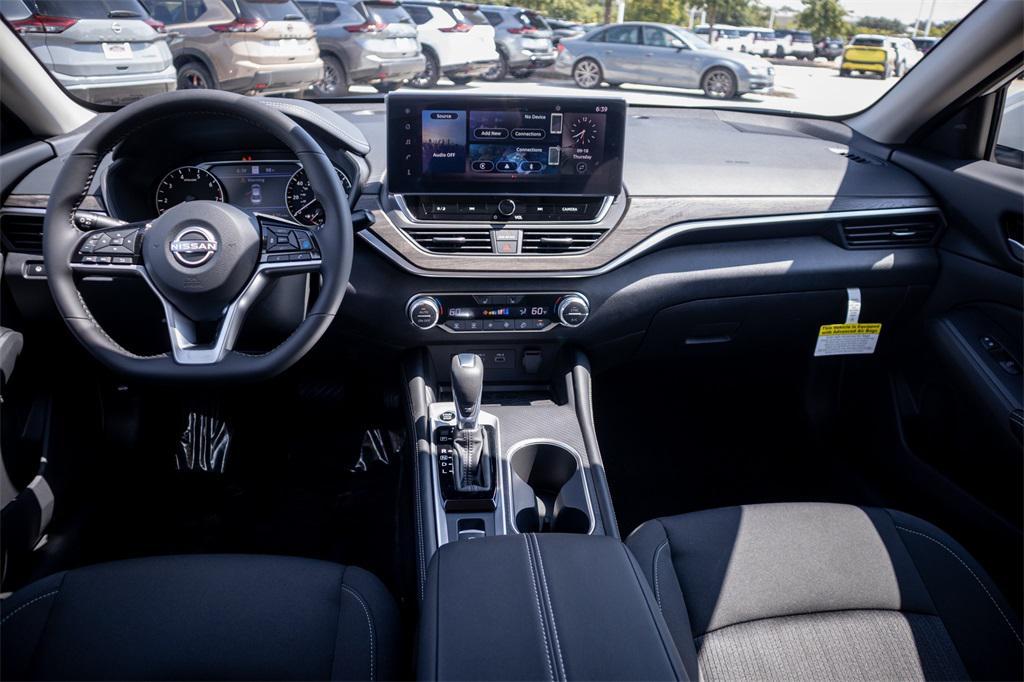 new 2025 Nissan Altima car, priced at $29,767