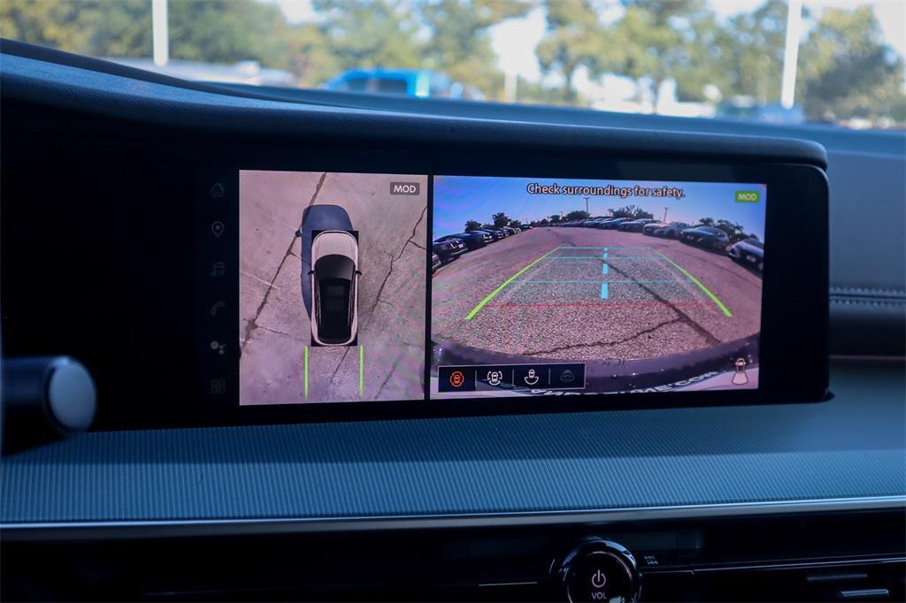 new 2025 Nissan Murano car, priced at $45,705