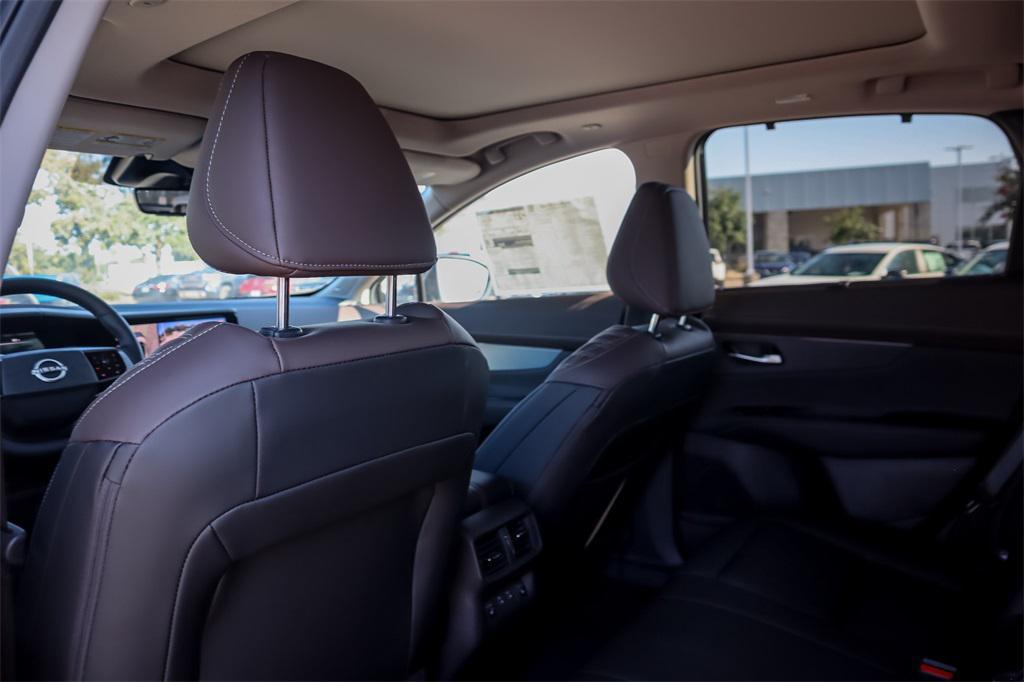 new 2025 Nissan Murano car, priced at $45,705