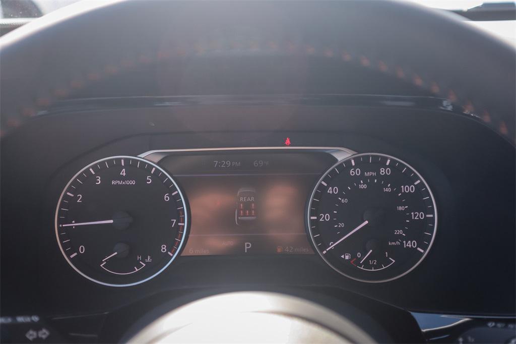 new 2025 Nissan Pathfinder car, priced at $39,326