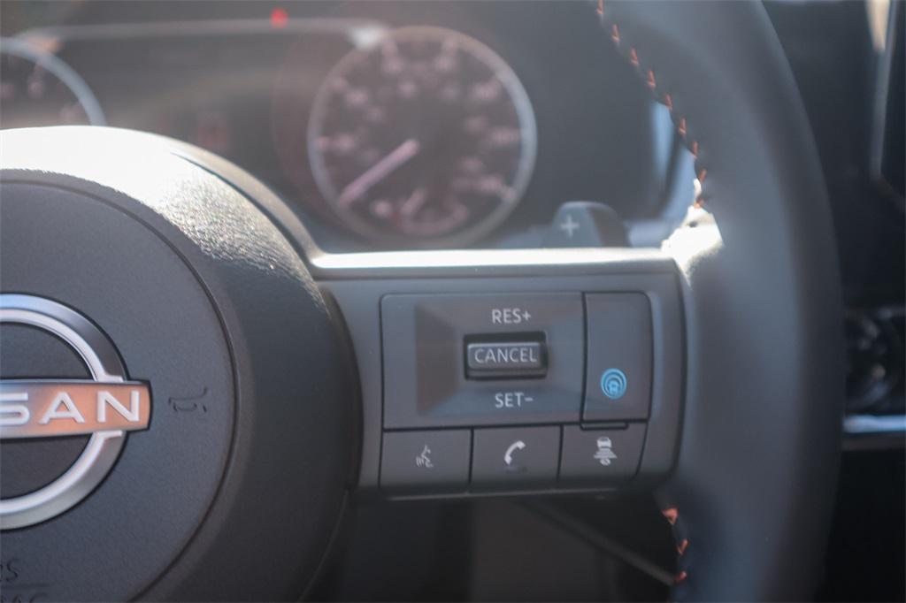 new 2025 Nissan Pathfinder car, priced at $39,326