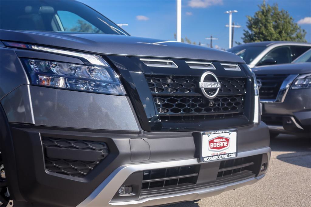 new 2025 Nissan Pathfinder car, priced at $39,326