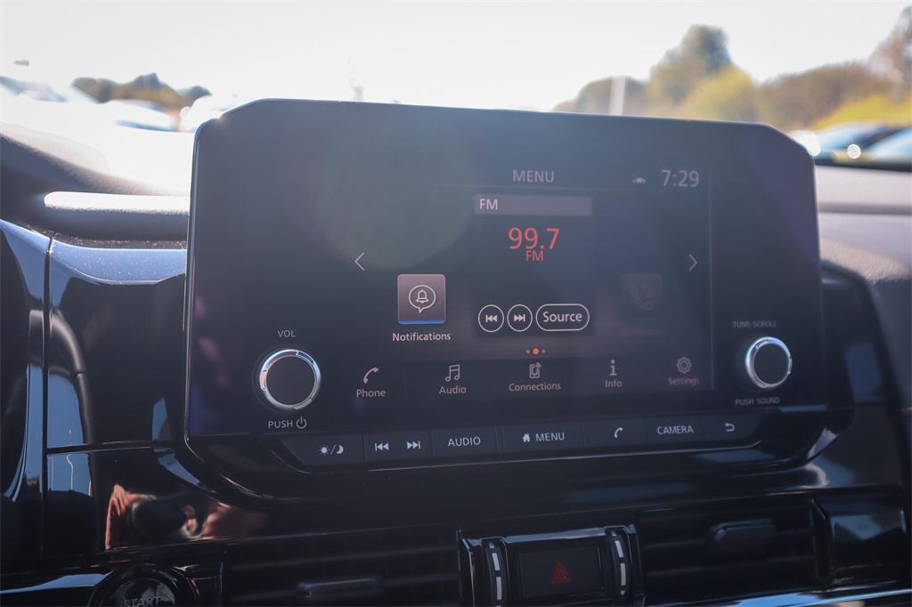 new 2025 Nissan Pathfinder car, priced at $39,326