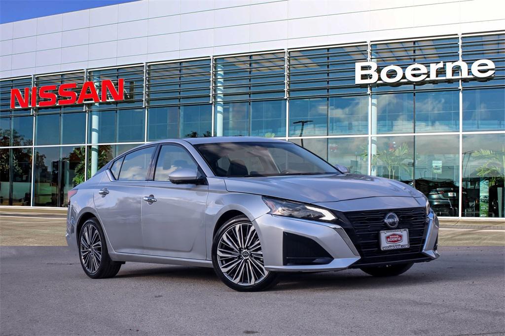 used 2023 Nissan Altima car, priced at $22,495