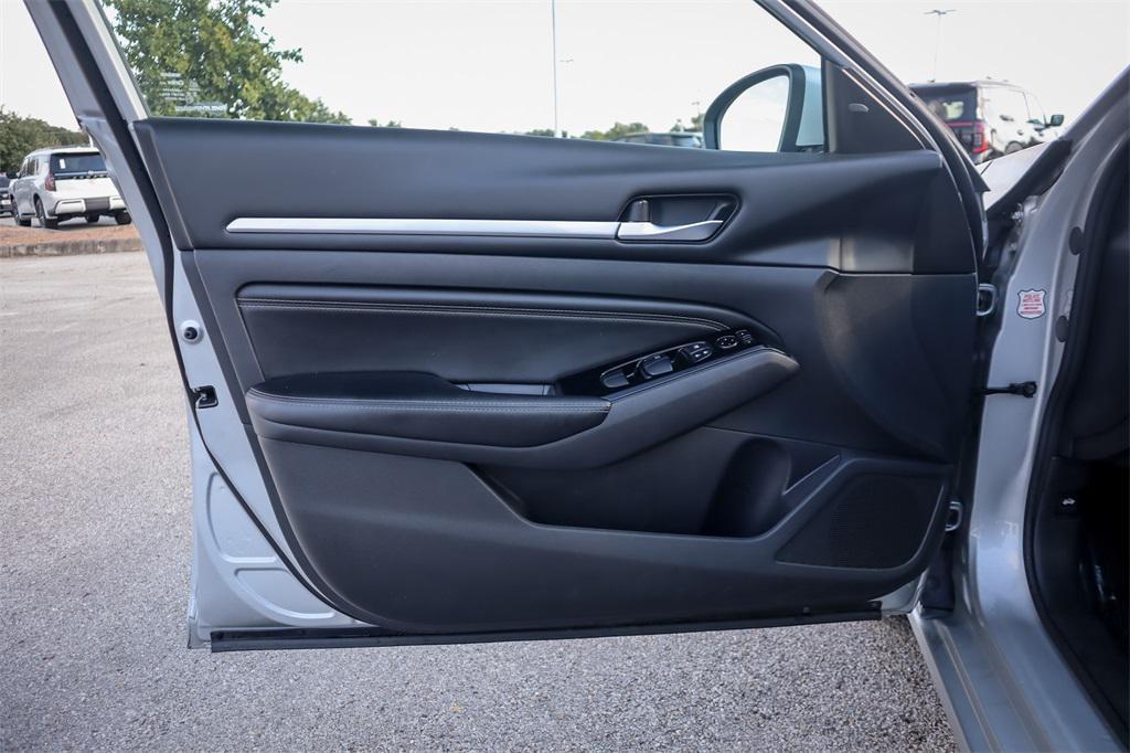 used 2023 Nissan Altima car, priced at $22,495