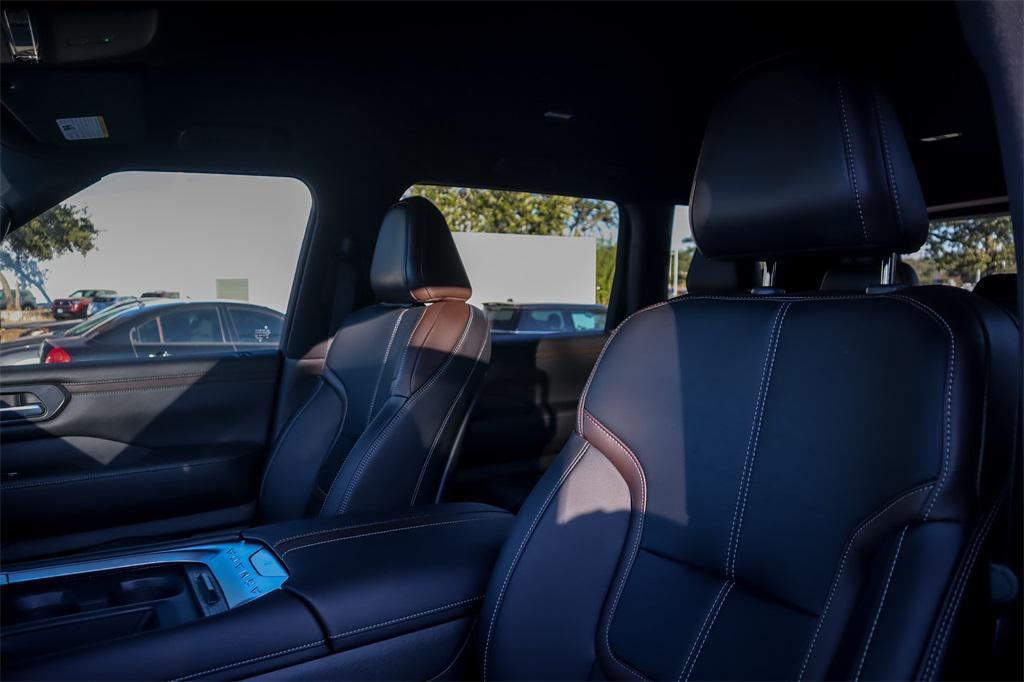 new 2026 Nissan Armada car, priced at $61,154