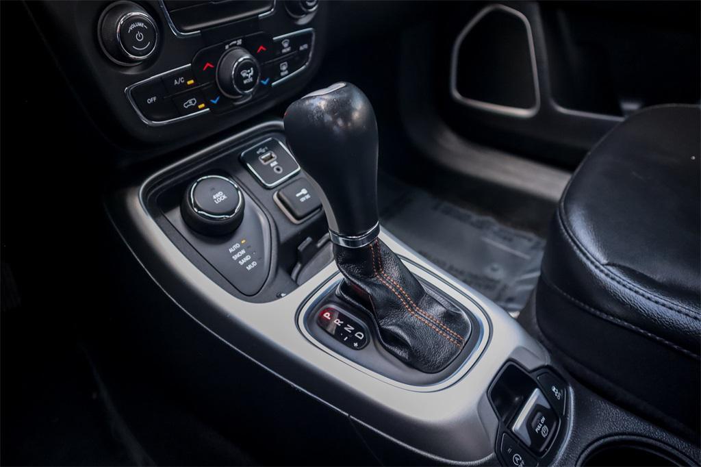 used 2020 Jeep Compass car, priced at $18,554