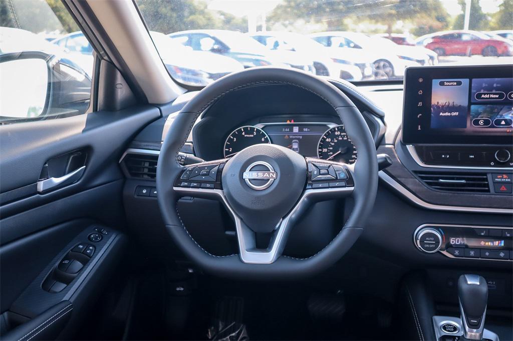 new 2025 Nissan Altima car, priced at $29,317