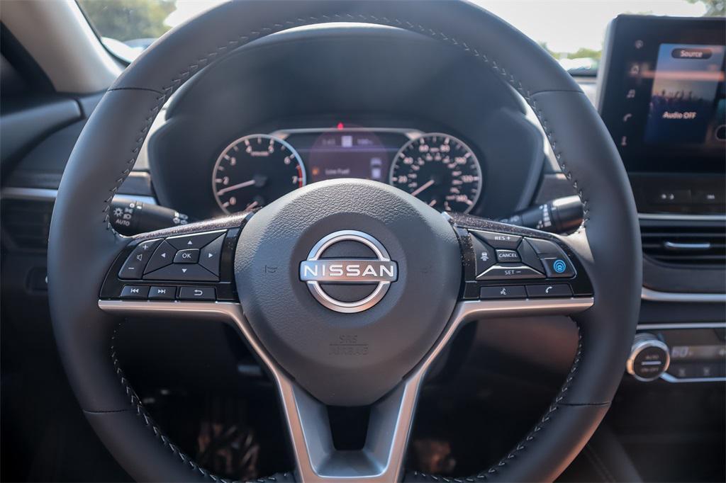 new 2025 Nissan Altima car, priced at $29,317